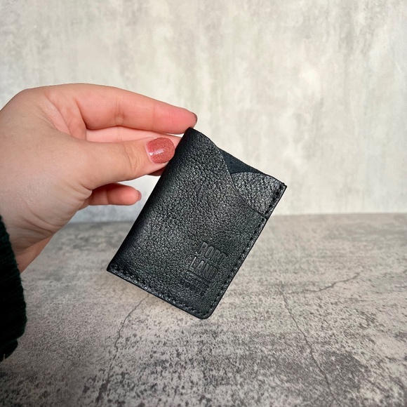 Card Sleeve - Black - Picture 3 of 3